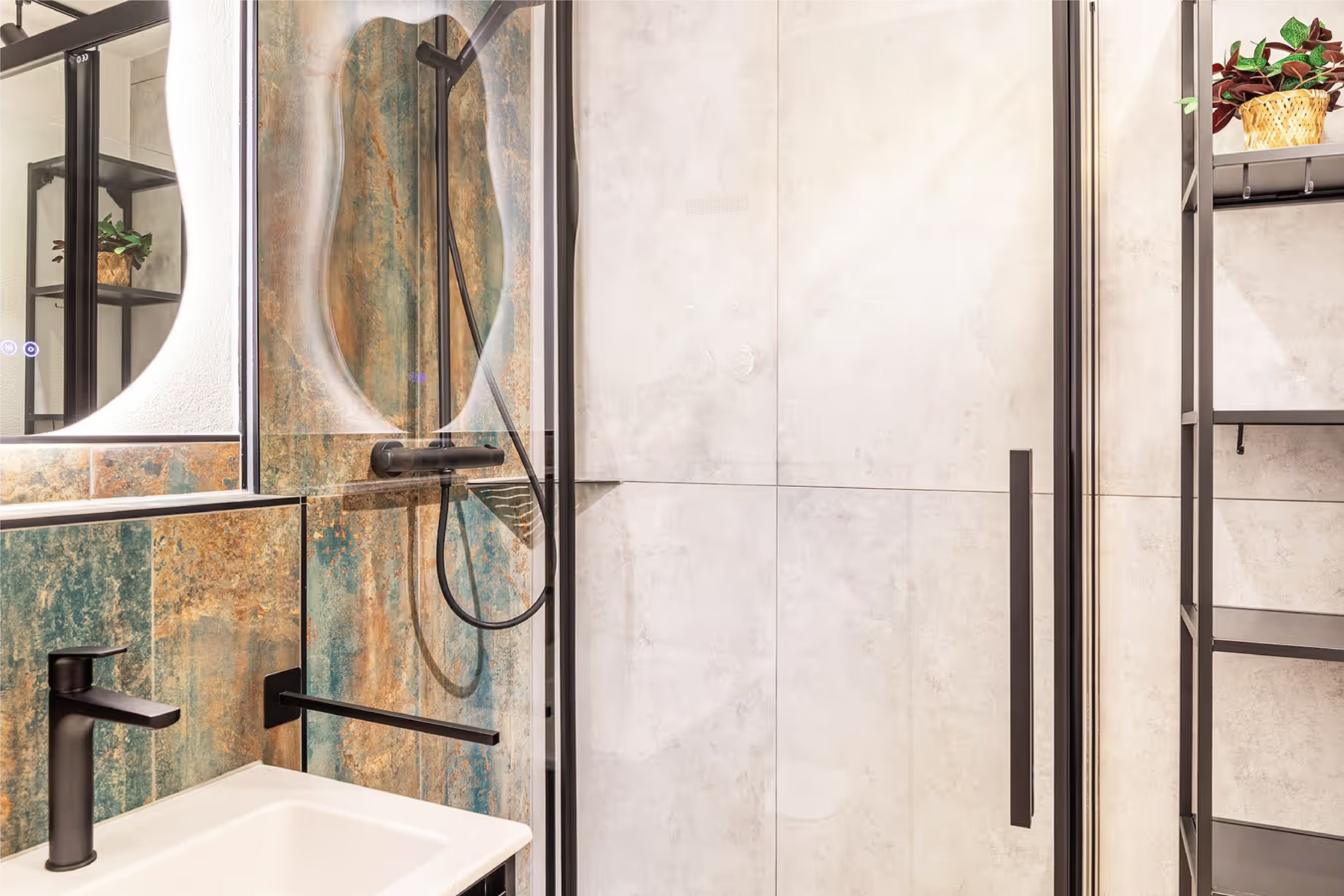 Ebenerdige Dusche im Badezimmer der Ammerstube